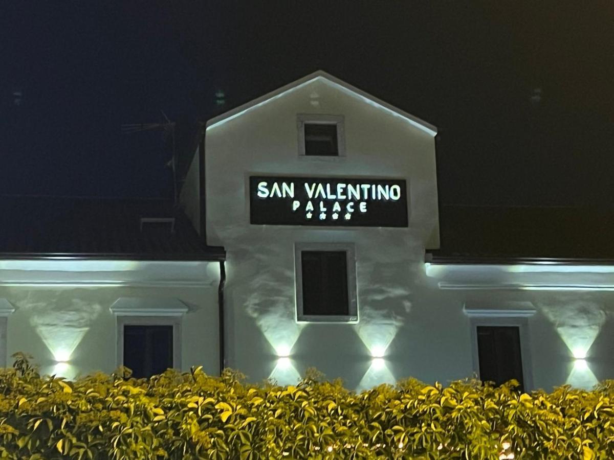 Hotel Palace San Valentino Umag Dış mekan fotoğraf